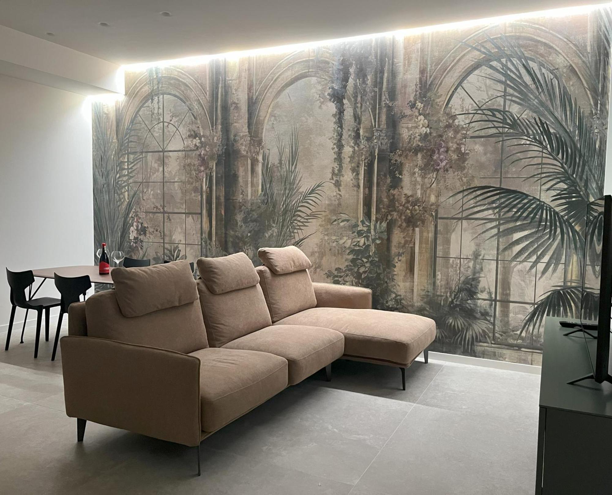 Gallienus Superior Apartment